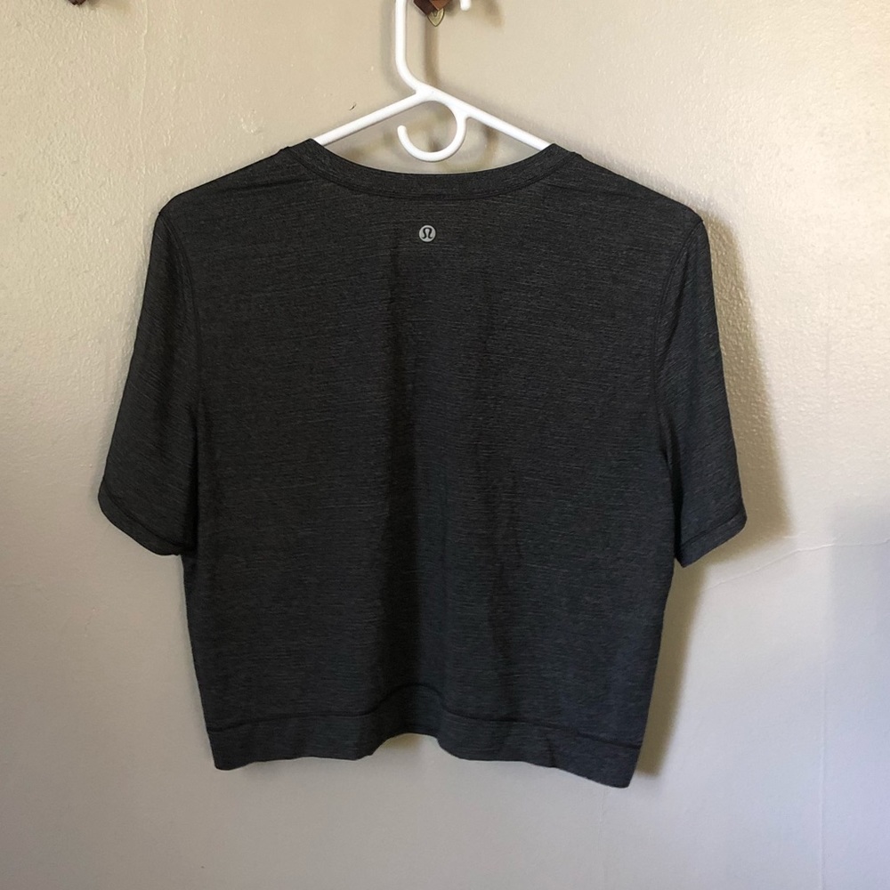 Grey lululemon crop top